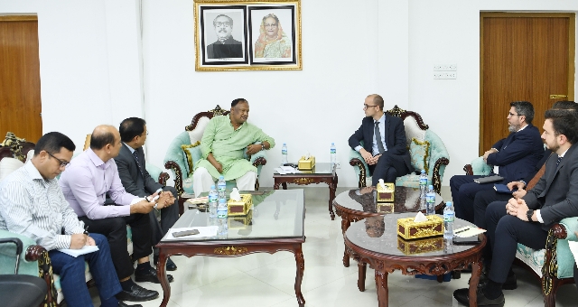 কসোভোর পররাষ্ট্র উপমন্ত্রীর সাথে বাণিজ্যমন্ত্রীর বৈঠক বিনিয়োগ এবং বাণিজ্যবৃদ্ধি আহবান