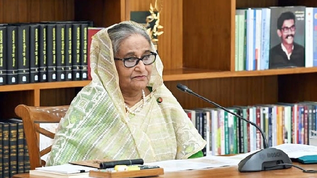 উন্নয়ন প্রকল্প গ্রহণ করার আগে অর্থনৈতিক সম্ভাবনা বিবেচনা করুন : প্রধানমন্ত্রী