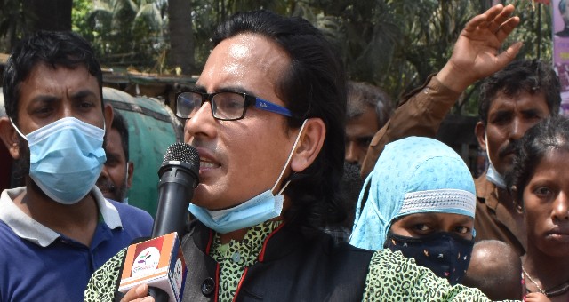 মহাপ্লাবনের জন্য ৫১ বছরের সকল সরকার দায়ি : মোমিন মেহেদী  