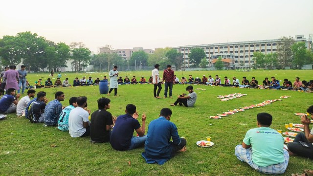 সৌহার্দ্যের ইফতার দস্তরে ইবি ছাত্রলীগ