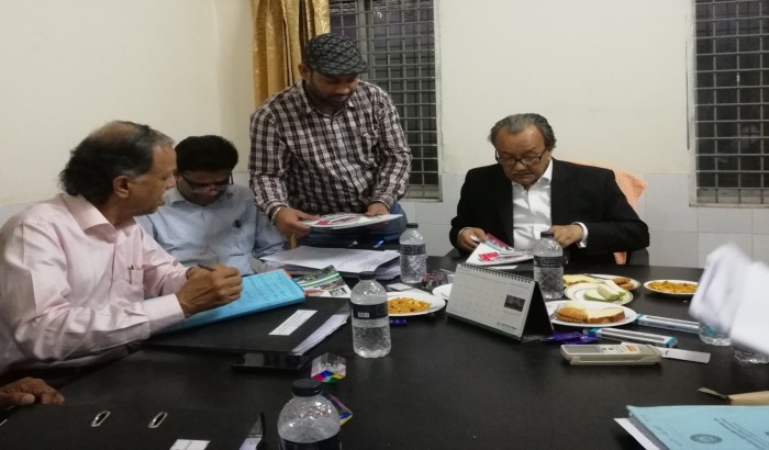 বাঃ হোঃ মেঃ গবর্নিবডির মিটং এর মাসিক আমাদের অধিকার পএ নিয়ে 