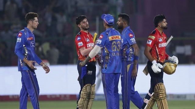 মুম্বাইকে এলিমিনেটরে ঠেলে প্রথম কোয়ালিফাইয়ার নিশ্চিত করল পাঞ্জাব